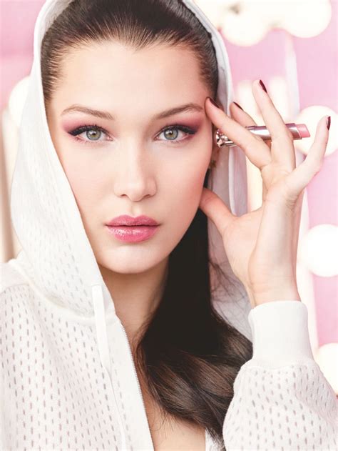 dior model bella hadid